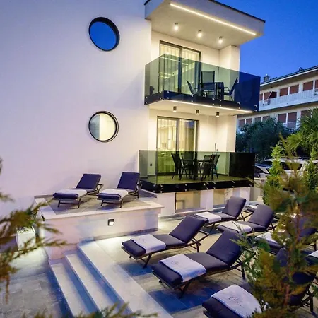 Luxury In Curiera Vendégház