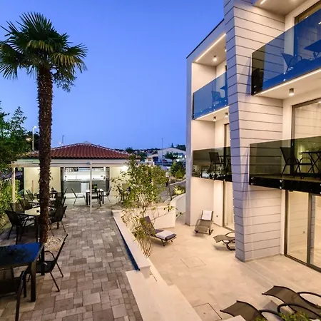 Luxury In Curiera 5*