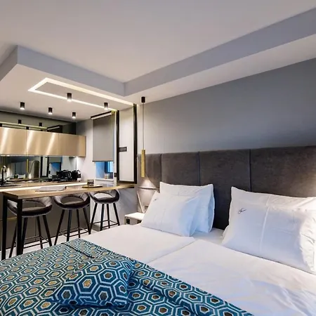 Luxury In Curiera Pensión Malinska