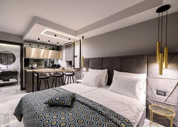 Luxury In Curiera 5* Малинска