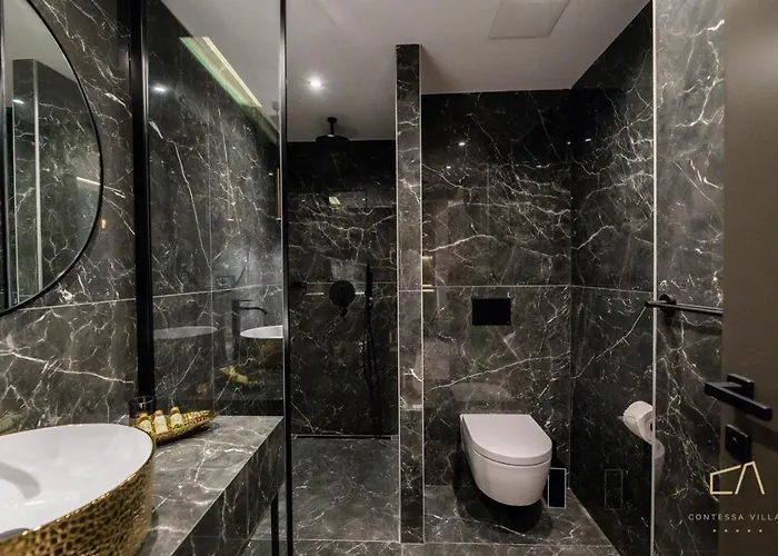 Luxury In Curiera 5* Малинска
