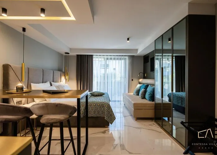 Luxury In Curiera Affittacamere 5*