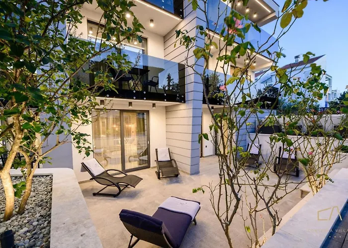 Luxury In Curiera Affittacamere 5*