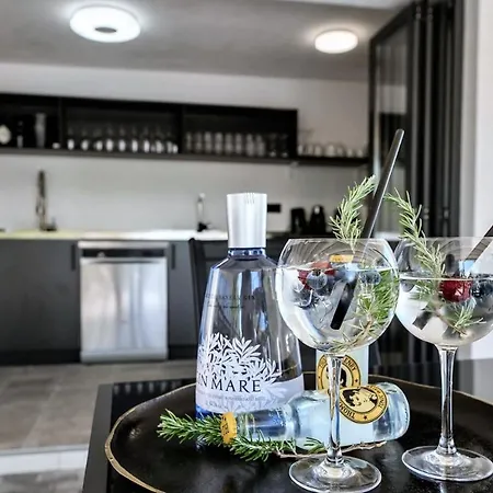 Luxury In Curiera マリンスカ