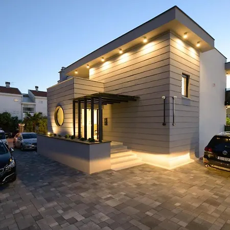 Luxury Curiera Guest house 5*