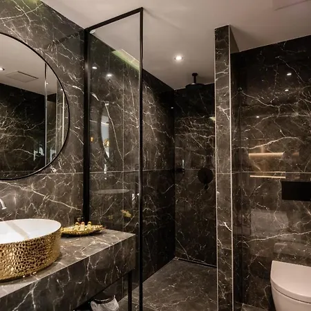 Luxury Curiera Guest house 5*