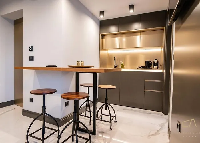 Πανσιόν Luxury In Curiera