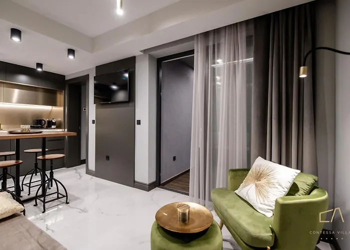 Luxury In Curiera Πανσιόν 5*